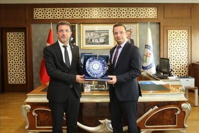 Cizre Kaymakamı Ahmet Vezir Baycar’dan Rektörümüz Prof. Dr. Alkış’a iade-i ziyaret