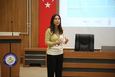 Öğrencilerimize ve genç girişimcilere inovasyon eğitimi verildi