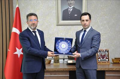 Rektörümüz Prof. Dr. Abdurrahim Alkış, Uludere Kaymakamı Mehmet Rıdvan Doğan’ı ziyaret etti
