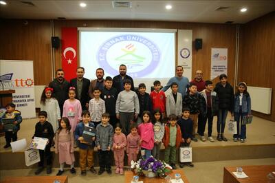 Üniversitemiz bünyesinde açılan Robotik Kodlama Kursları için mezuniyet töreni düzenlendi