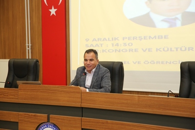 Üniversitemizde “Kur’ân’daki Peygamber Kıssalarında Değerler Eğitimi” konulu konferans düzenlendi